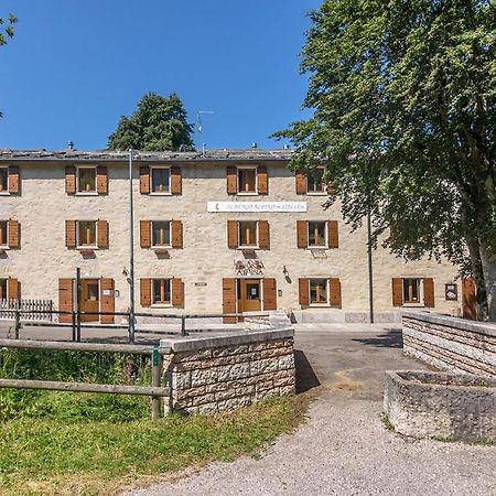 Locanda Alpina A 1250 Mt Ala Exterior foto