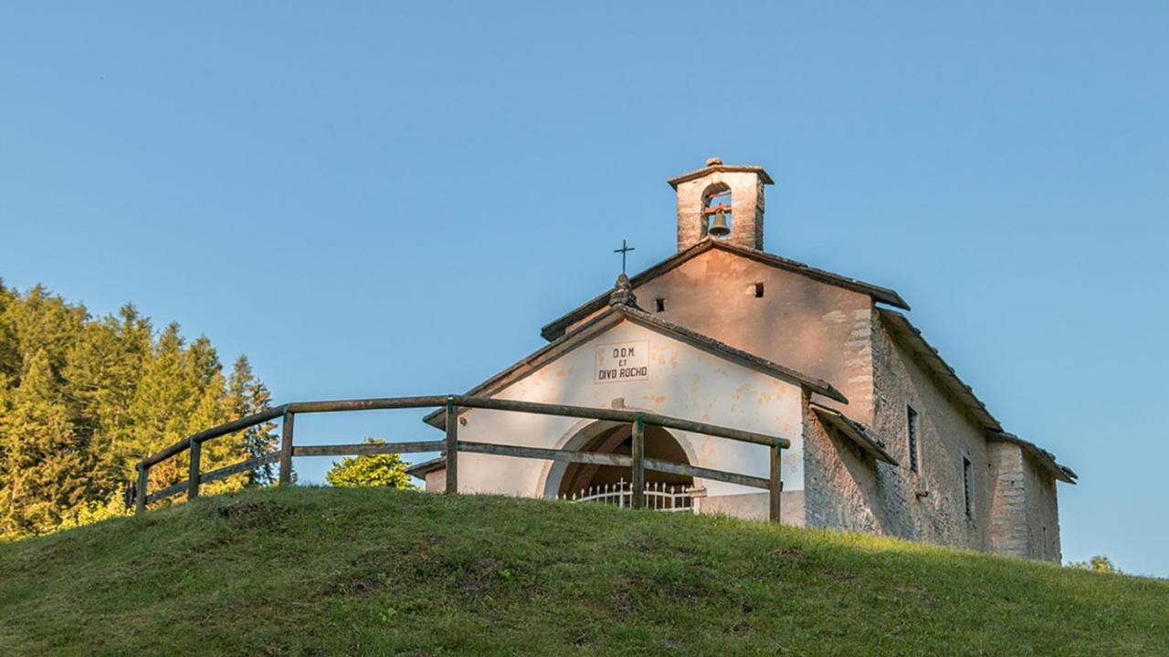 Locanda Alpina A 1250 Mt Ala Exterior foto