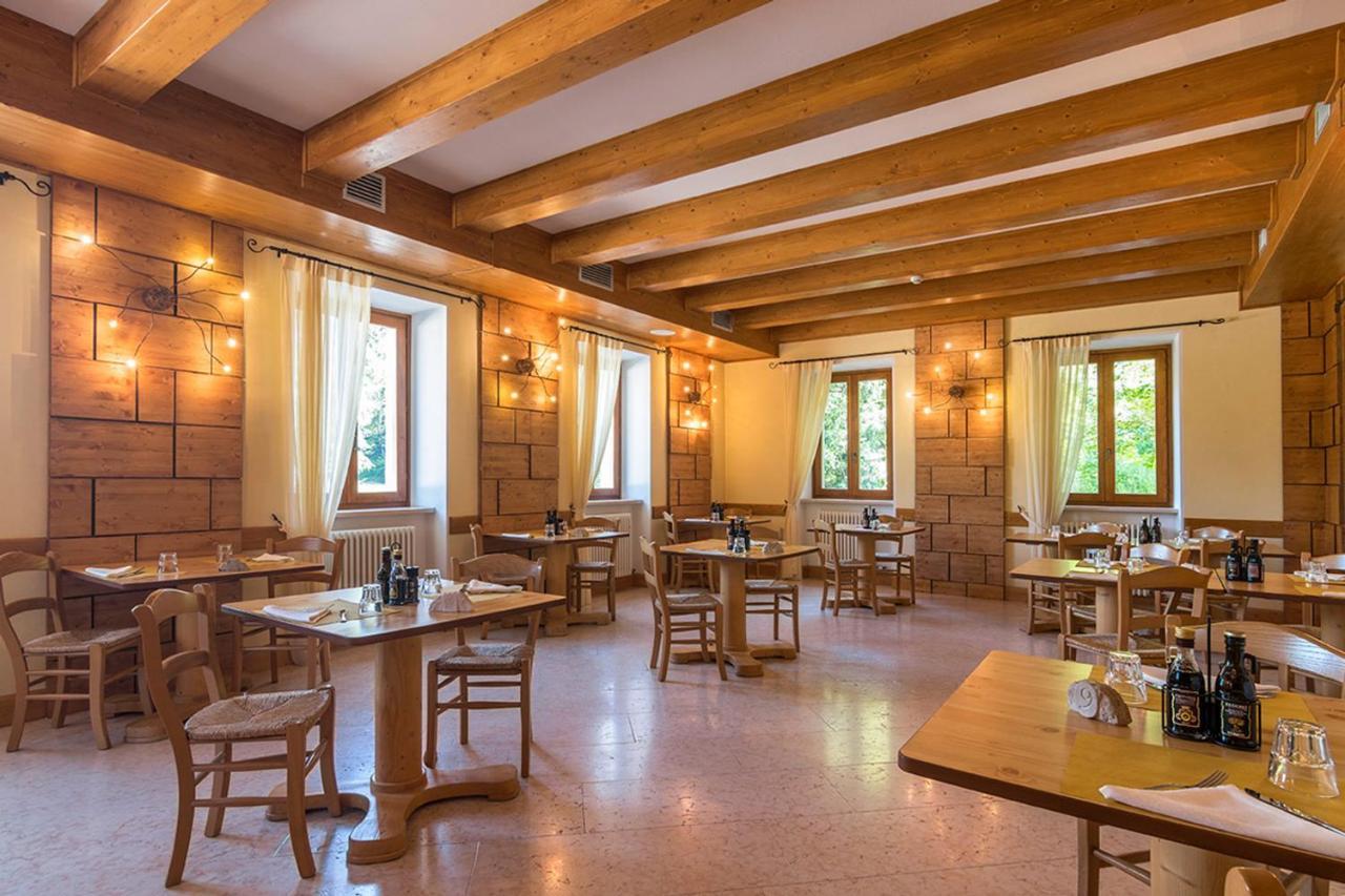 Locanda Alpina A 1250 Mt Ala Exterior foto